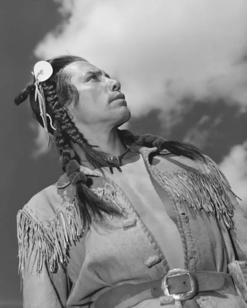 Jay Silverheels: Tonto, Family, Income, Where is he buried?