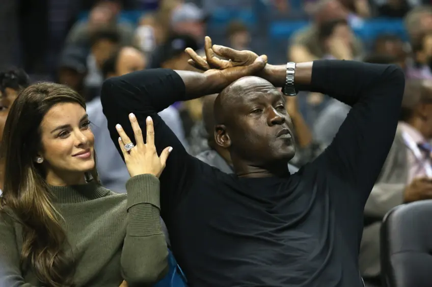 Michael Jordan's Wife-Yvette Jordan: Bio, Net Worth, Kids, Married Life