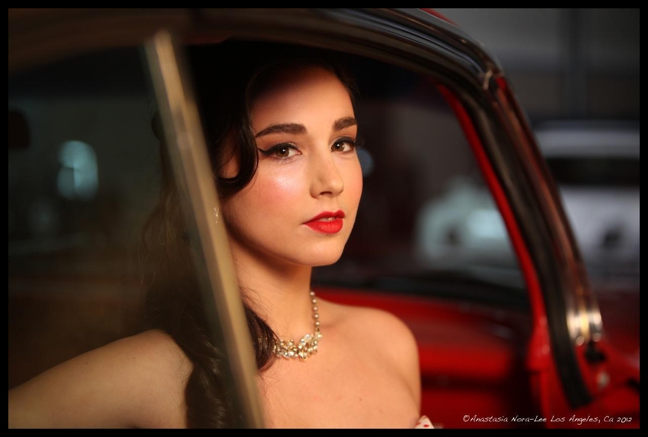 Molly Ephraim Single Or Married Check Her Net Worth Age Ig Bio Celeb Tattler